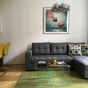 Living Apartman