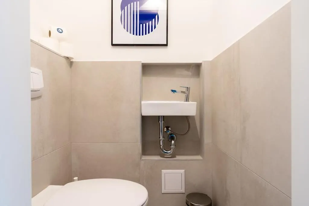 וינה Vogue 2Br Suite, Near City Pulse By Hm